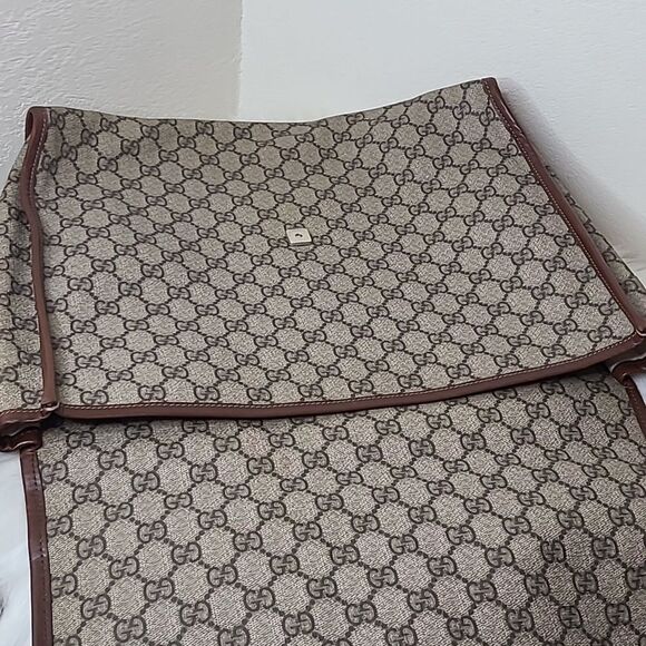 💯 Authentic Gucci Handbag with Cherryline 🍀 - Picture 10 of 15